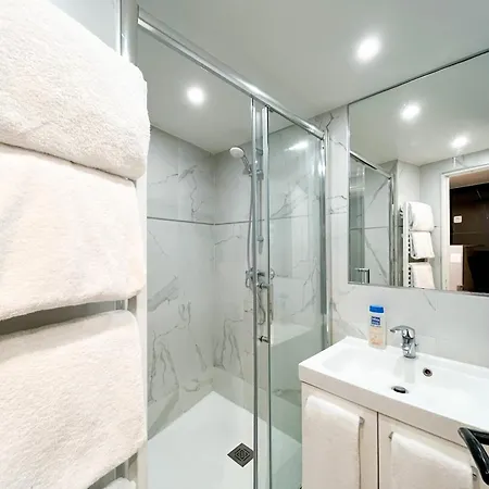 93 - Luxury Flat In Le Marais * Paryż