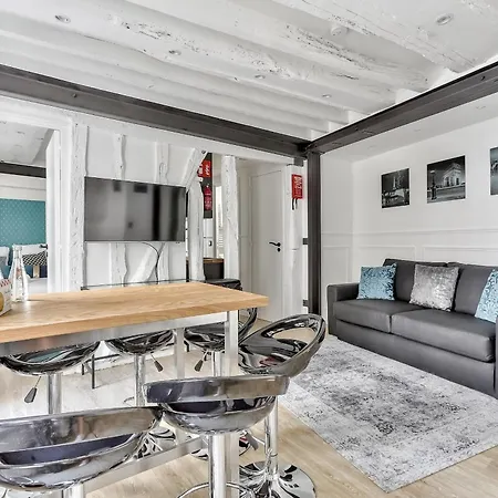 93 - Luxury Flat In Le Marais Appartement Parijs