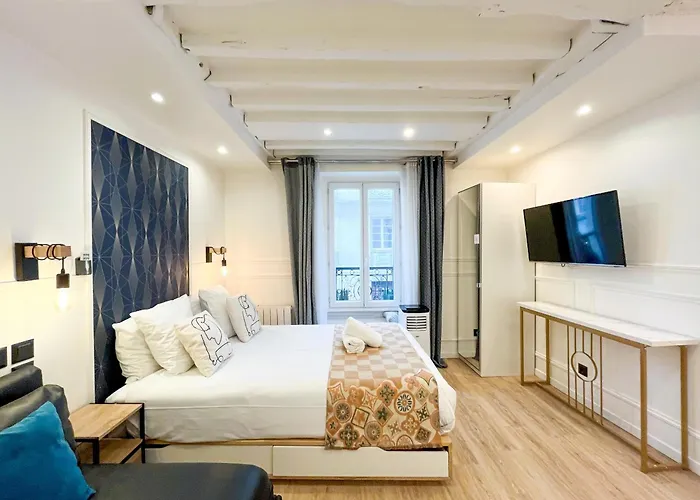 93 - Luxury Flat In Le Marais Paris